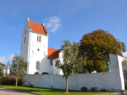 Store Fuglede Kirke, Kalundborg Provsti. All � copyright Jens Kinkel