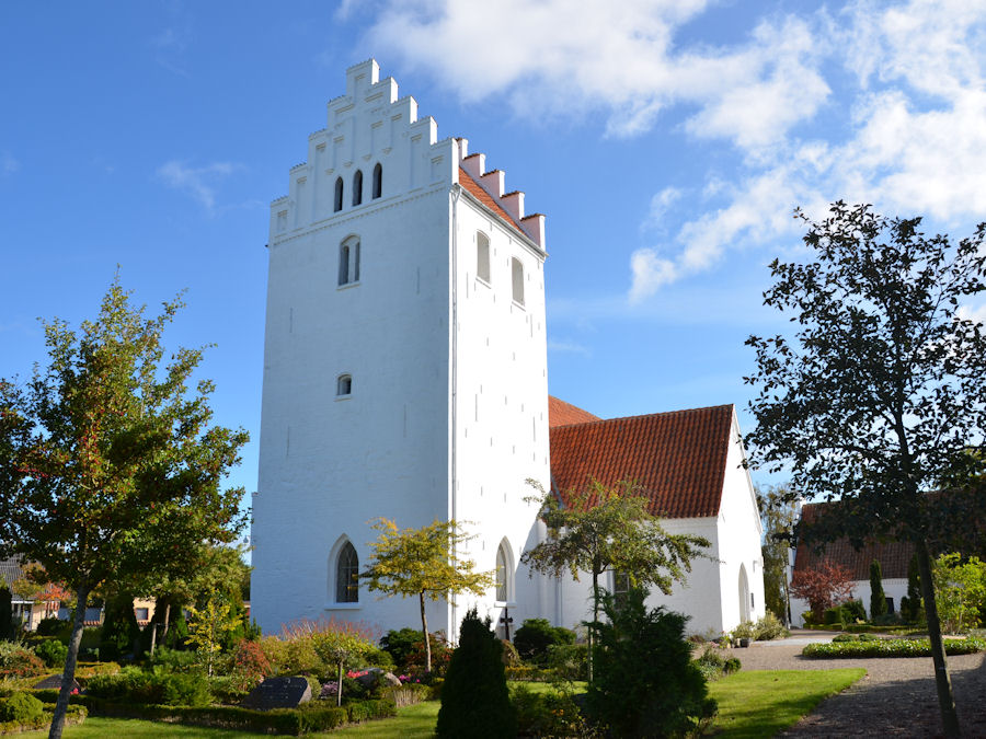 Svallerup Kirke, Kalundborg Provsti. All © copyright Jens Kinkel