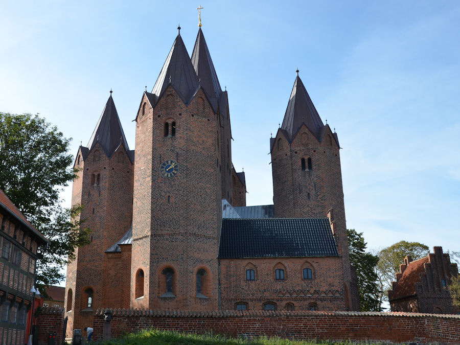 Vor Frue Kirke, Kalundborg Provsti. All � copyright Jens Kinkel