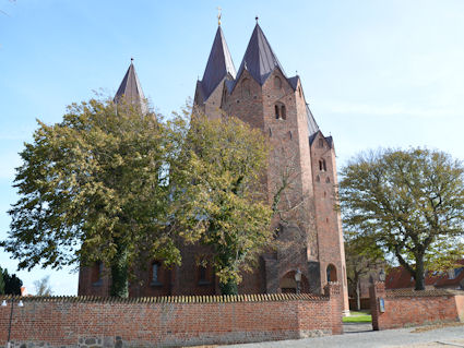 Vor Frue Kirke, Kalundborg Provsti. All � copyright Jens Kinkel