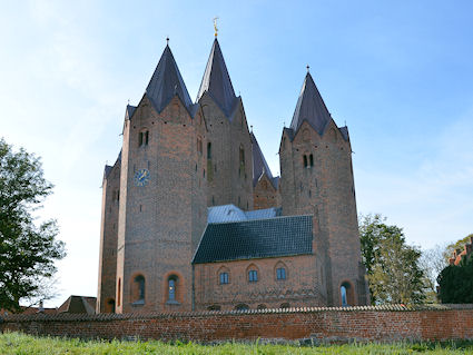 Vor Frue Kirke, Kalundborg Provsti. All � copyright Jens Kinkel