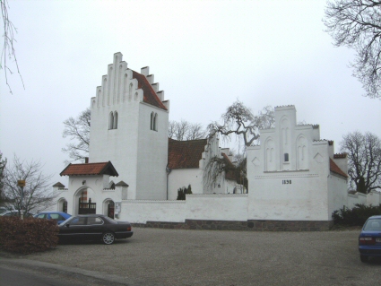Bråby Kirke, Tryggevælde Provsti