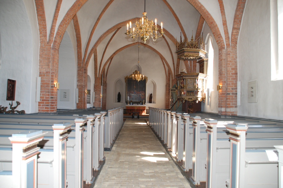 Faxe Kirke, Tryggev�lde Provsti