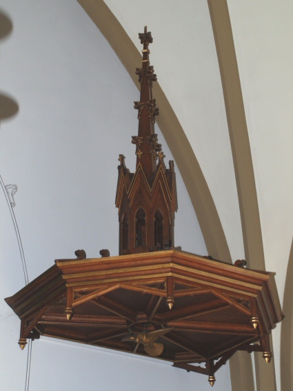 Hylleholt Kirke, Tryggev�lde Provsti