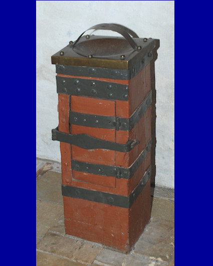 Karreb�k Kirke, N�stved Provsti. All � copyright Jens Kinkel