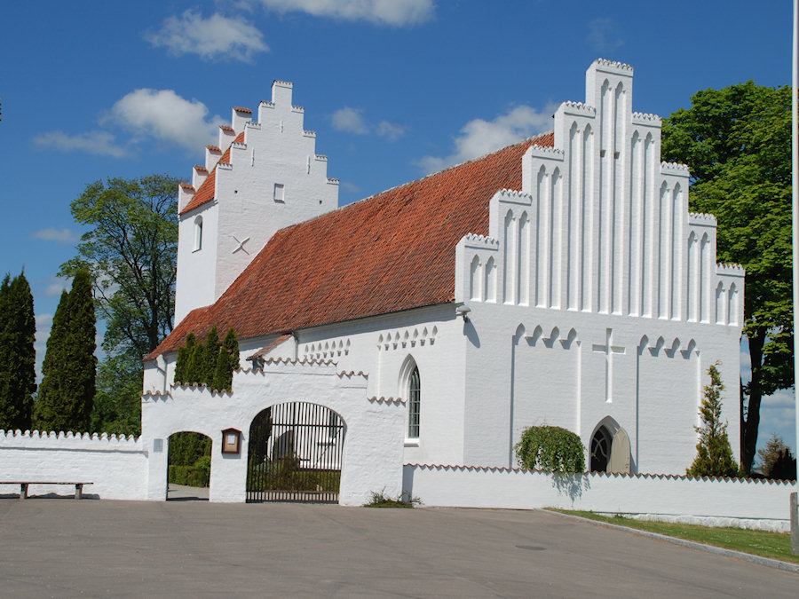Marvede Kirke, Næstved Provsti. All © copyright Jens Kinkel