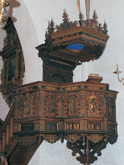 Sankt Mortens Kirke, N�stved Provsti. All � copyright Jens Kinkel