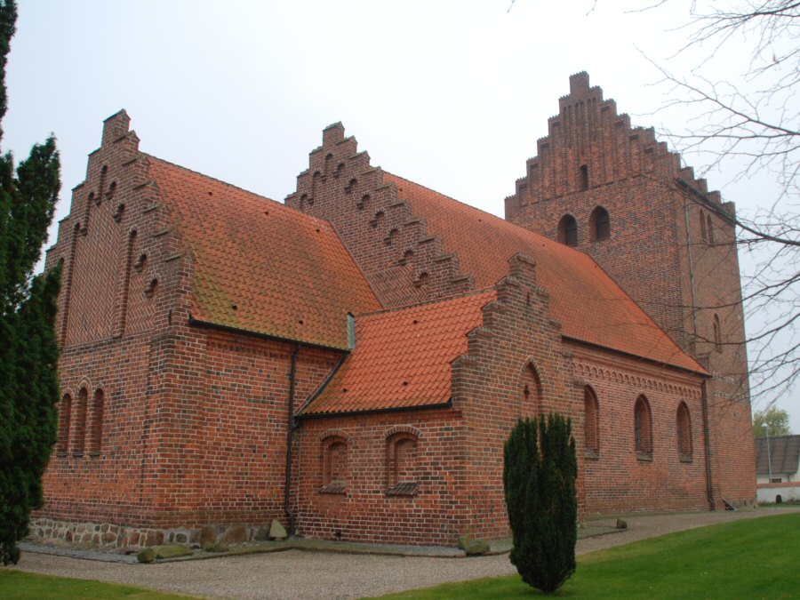Nyk�bing Sj. Kirke,  Ods og Skippinge Provsti.  All � copyright Jens Kinkel