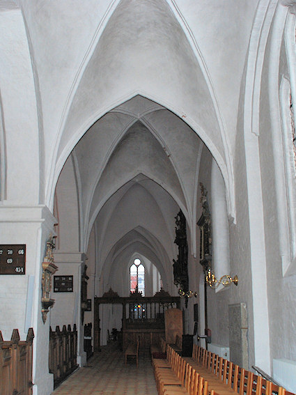 Sankt Peders Kirke, N�stved Provsti. All � copyright Jens Kinkel