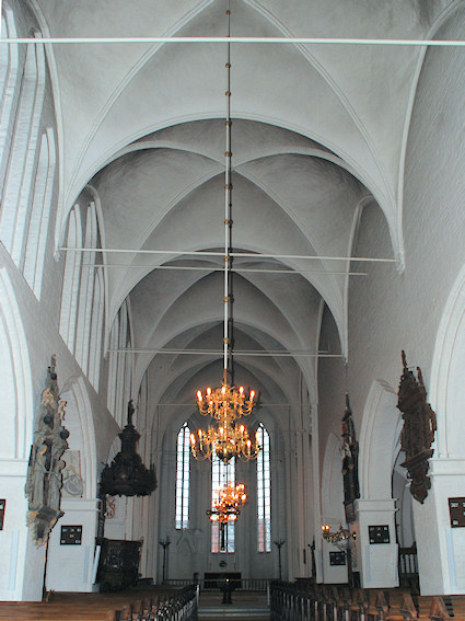 Sankt Peders Kirke, N�stved Provsti. All � copyright Jens Kinkel