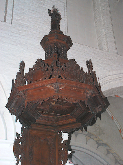 Sankt Peders Kirke, N�stved Provsti. All � copyright Jens Kinkel