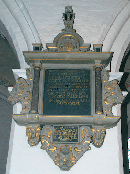 Sankt Peders Kirke, N�stved Provsti. All � copyright Jens Kinkel