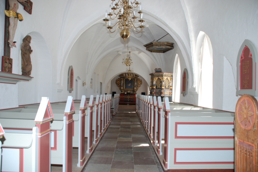 Spjellerup Kirke, Tryggev�lde Provsti