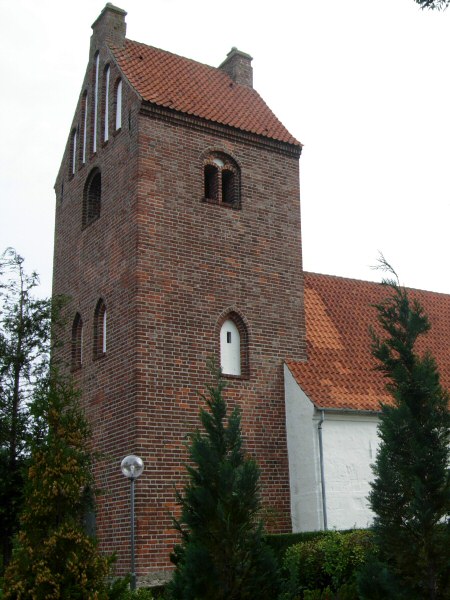 Tune Kirke