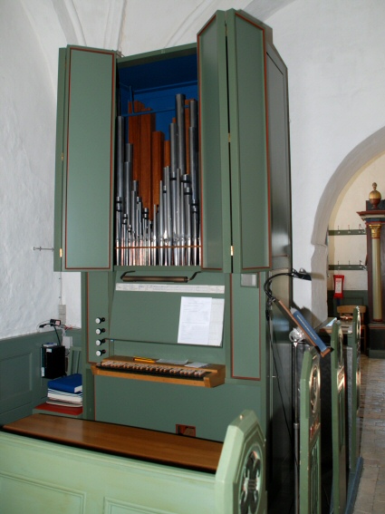 Varpelev Kirke, Tryggev�lde Provsti