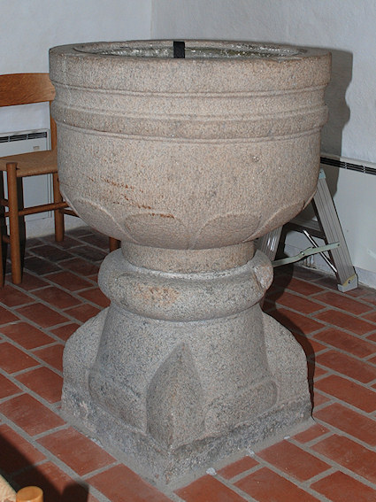 R�sted Kirke